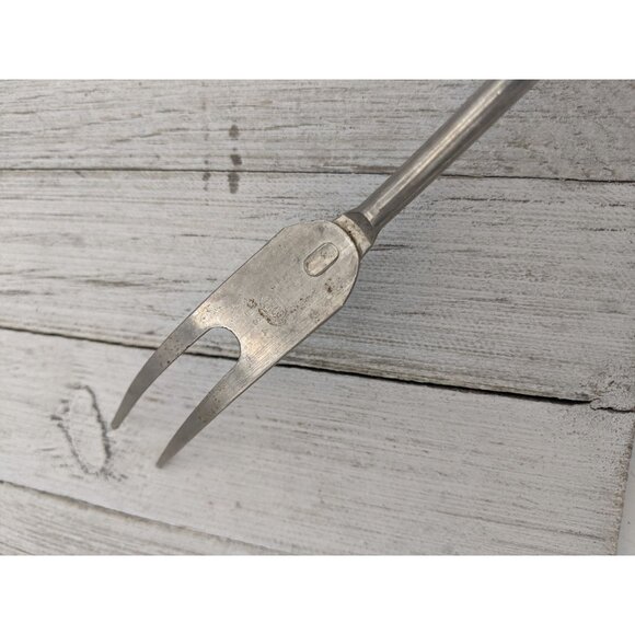 Vintage EKCO Halo Solid Meat Utility Fork Wood Handle 12 3/4" - Picture 6 of 9